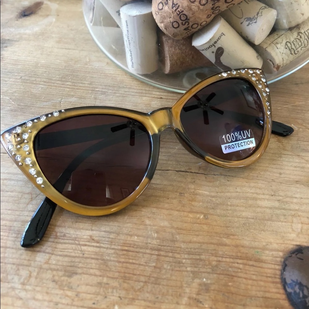 Bronze Cateye Sunglasses